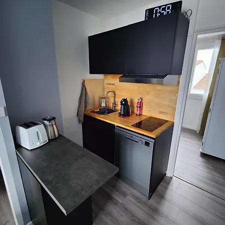 T3 Lumineux A Deux Pas De La سا يْليرْ دو ري