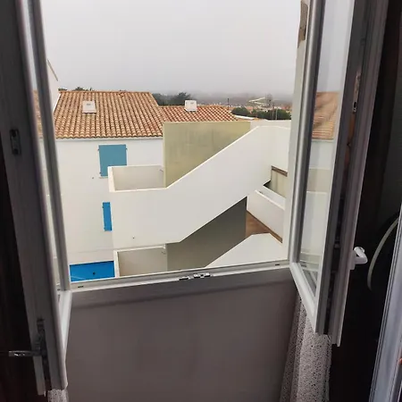 T3 Lumineux A Deux Pas De La * سا يْليرْ دو ري