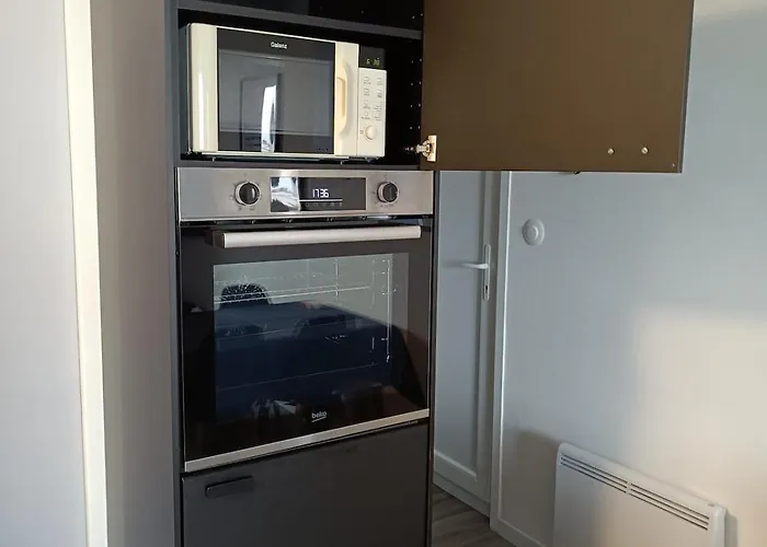 T3 Lumineux A Deux Pas De La *